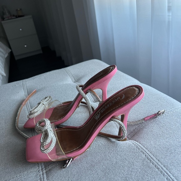 Pink heels - Picture 2 of 3